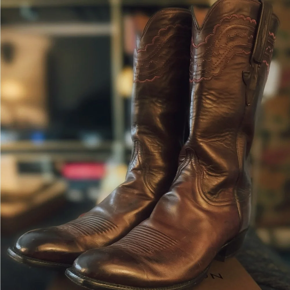 Men's Lucchese Cowboy Boots. Handmade.
Size 12 Black Cherry Just Classics - Picture 1 of 10
